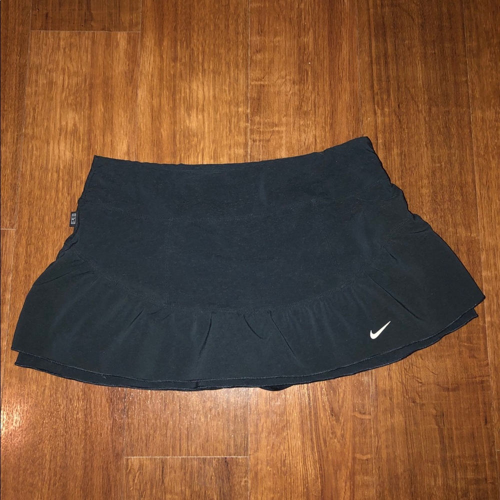 Nike tennis skirt, size Medium.